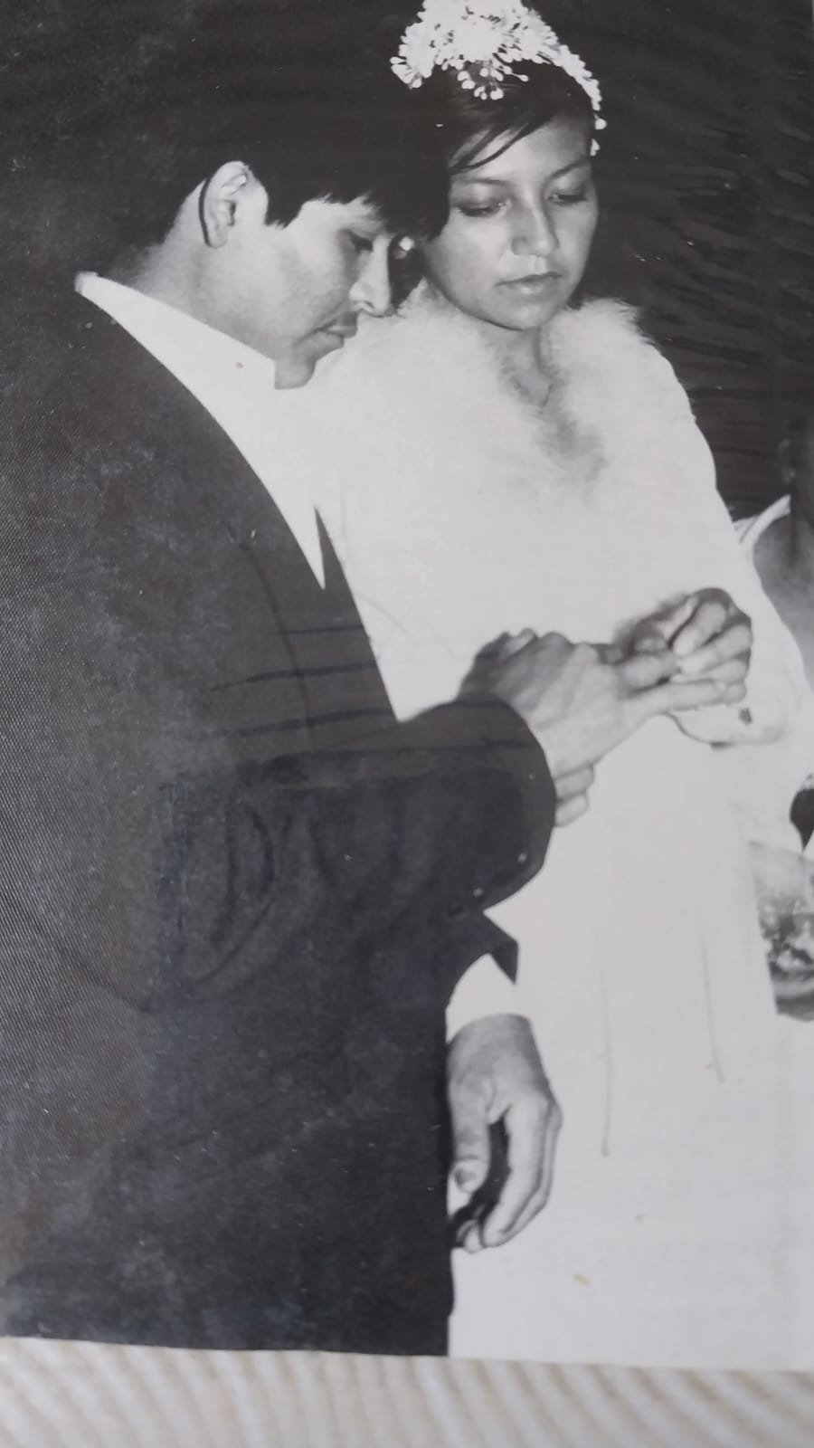 Amalia y Manuel durante su boda